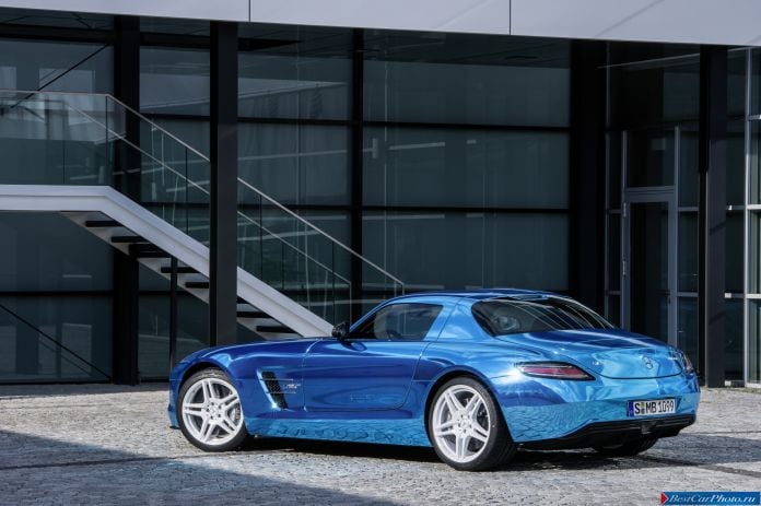2013 Mercedes-Benz SLS Electric Drive - фотография 13 из 30 2013 Mercedes-Benz SLS Electric Drive - фотография 13 из 30