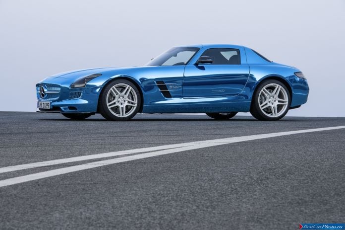 2013 Mercedes-Benz SLS Electric Drive - фотография 14 из 30 2013 Mercedes-Benz SLS Electric Drive - фотография 14 из 30