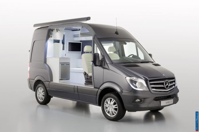 2013 Mercedes-Benz Sprinter Caravan Concept - фотография 1 из 3