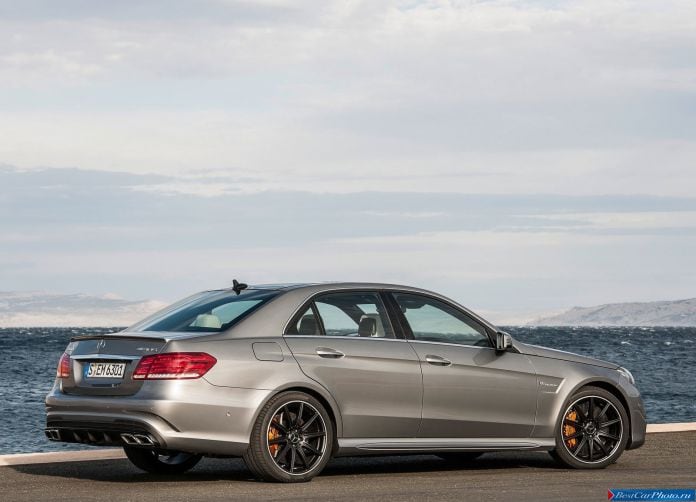 2014 Mercedes-Benz E63 AMG - фотография 3 из 29