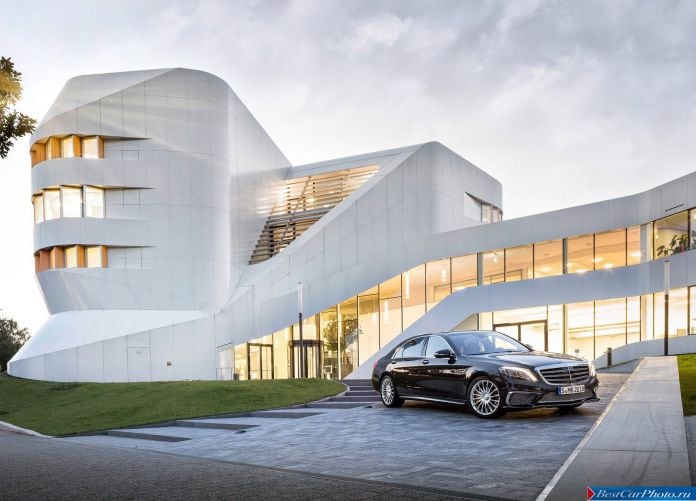 2014 Mercedes-Benz S65 AMG - фотография 3 из 22