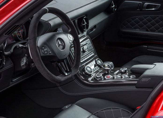 2014 Mercedes-Benz SLS AMG GT Final Edition - фотография 6 из 35