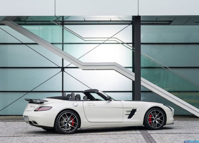 2014 Mercedes-Benz SLS AMG GT Final Edition - фотография 18 из 35 2014 Mercedes-Benz SLS AMG GT Final Edition - фотография 18 из 35