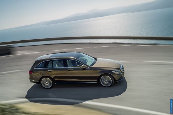 2014 Mercedes-Benz C-class Estate - фотография 21 из 41 2014 Mercedes-Benz C-class Estate - фотография 21 из 41