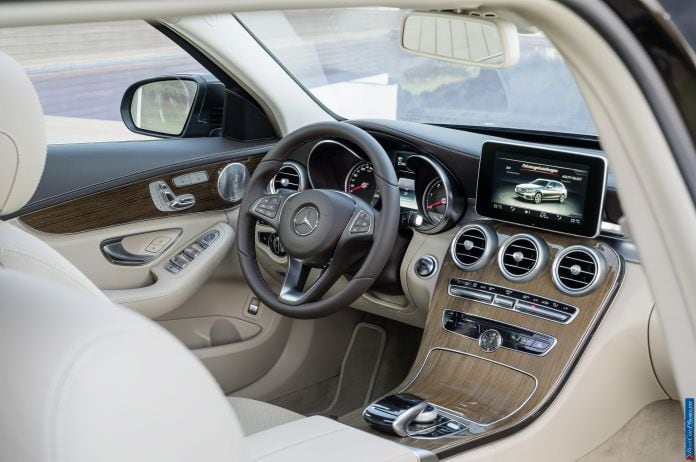 2014 Mercedes-Benz C-class Estate - фотография 38 из 41 2014 Mercedes-Benz C-class Estate - фотография 38 из 41