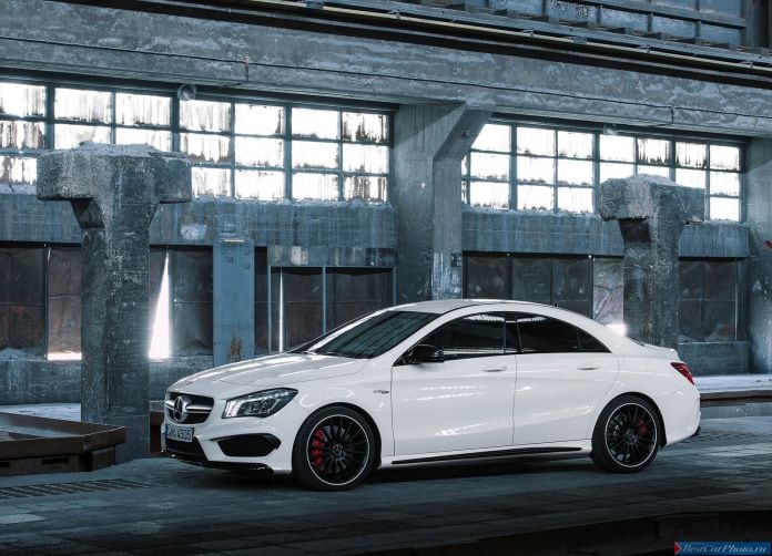 2014 Mercedes-Benz CLA45 AMG - фотография 16 из 76 2014 Mercedes-Benz CLA45 AMG - фотография 16 из 76