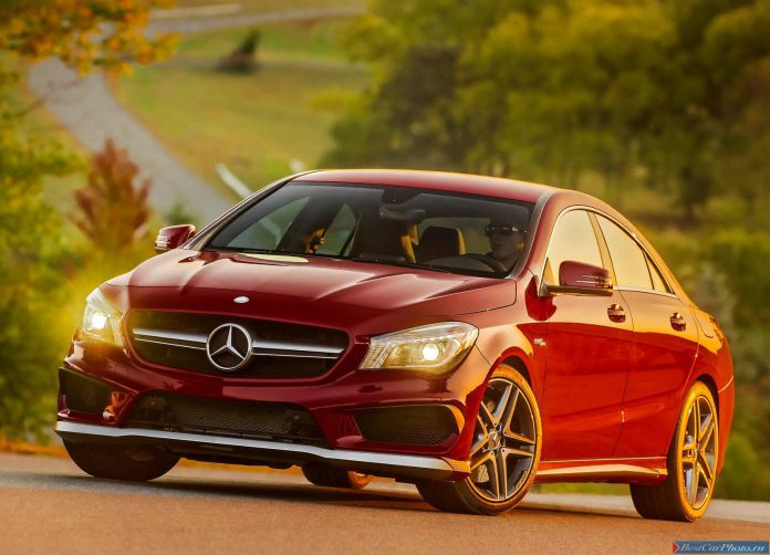 2014 Mercedes-Benz CLA45 AMG - фотография 32 из 76