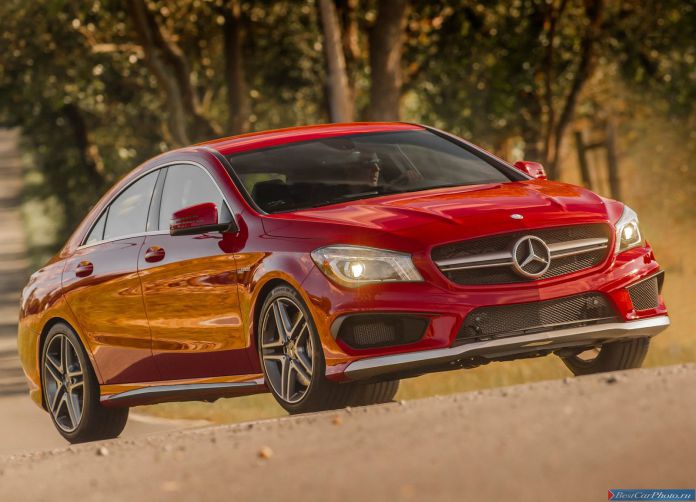 2014 Mercedes-Benz CLA45 AMG - фотография 34 из 76