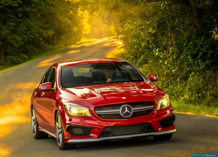 2014 Mercedes-Benz CLA45 AMG - фотография 37 из 76