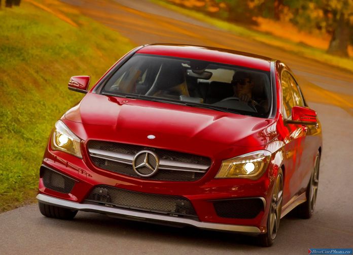 2014 Mercedes-Benz CLA45 AMG - фотография 40 из 76