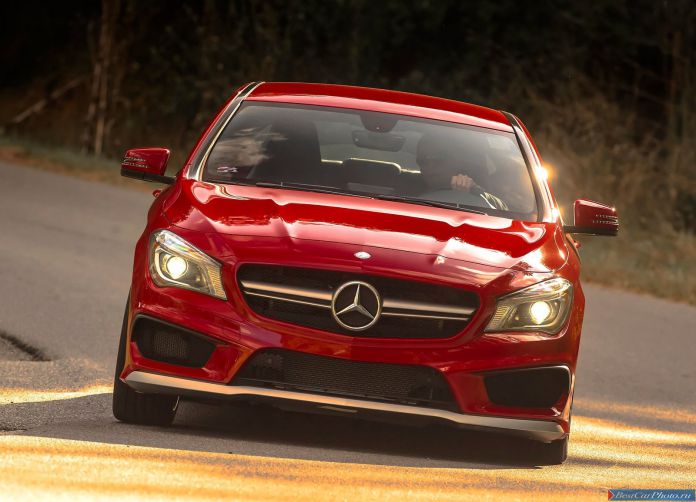 2014 Mercedes-Benz CLA45 AMG - фотография 55 из 76