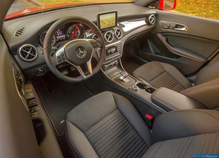 2014 Mercedes-Benz CLA45 AMG - фотография 57 из 76