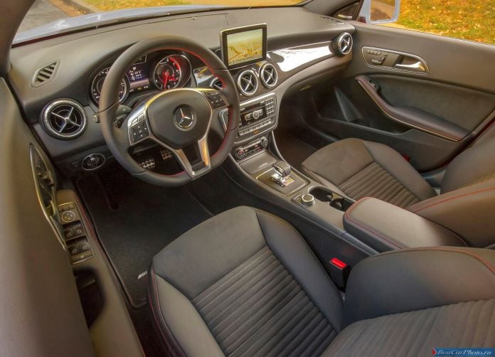 2014 Mercedes-Benz CLA45 AMG - фотография 58 из 76