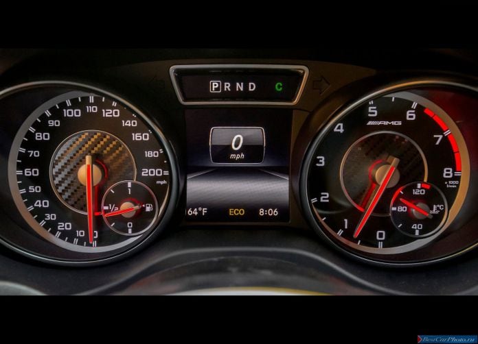 2014 Mercedes-Benz CLA45 AMG - фотография 73 из 76