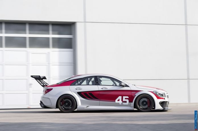 2014 Mercedes-Benz CLA45 AMG Racing Series - фотография 4 из 9