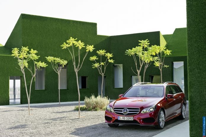 2014 Mercedes-Benz E-class Estate - фотография 20 из 39 2014 Mercedes-Benz E-class Estate - фотография 20 из 39