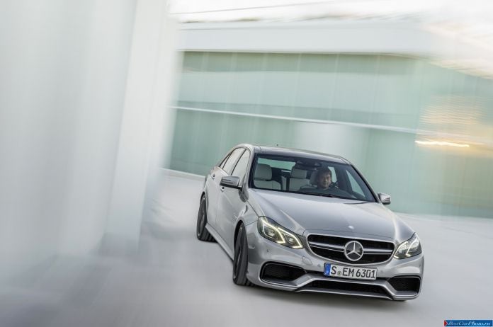 2014 Mercedes-Benz E-class 63 AMG - фотография 7 из 14 2014 Mercedes-Benz E-class 63 AMG - фотография 7 из 14