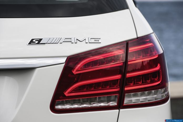 2014 Mercedes-Benz E-class 63 AMG Estate - фотография 14 из 17 2014 Mercedes-Benz E-class 63 AMG Estate - фотография 14 из 17