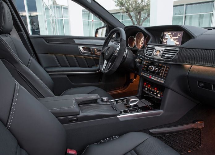 2014 Mercedes-Benz E63 AMG Estate - фотография 4 из 6 2014 Mercedes-Benz E63 AMG Estate - фотография 4 из 6