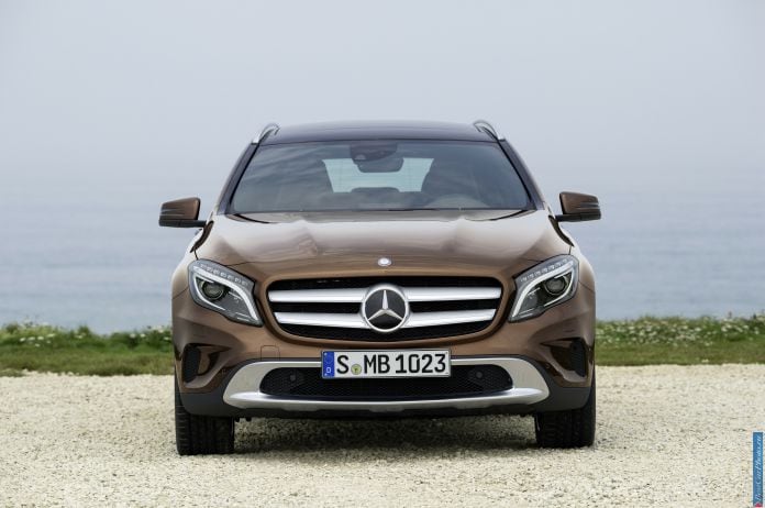 2014 Mercedes-Benz GLA-class - фотография 4 из 55