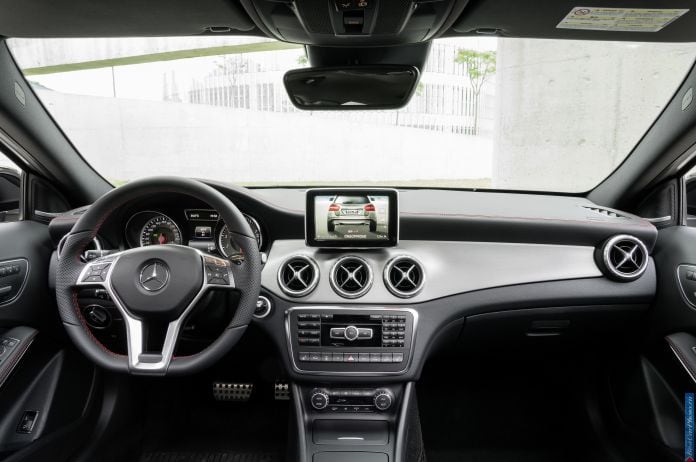 2014 Mercedes-Benz GLA-class - фотография 47 из 55 2014 Mercedes-Benz GLA-class - фотография 47 из 55