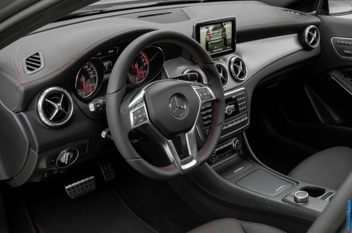 2014 Mercedes-Benz GLA-class - фотография 48 из 55 2014 Mercedes-Benz GLA-class - фотография 48 из 55