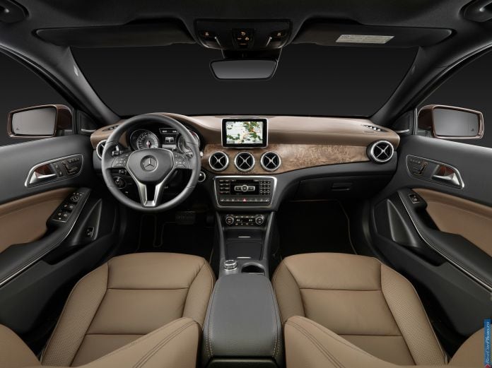 2014 Mercedes-Benz GLA-class - фотография 52 из 55 2014 Mercedes-Benz GLA-class - фотография 52 из 55