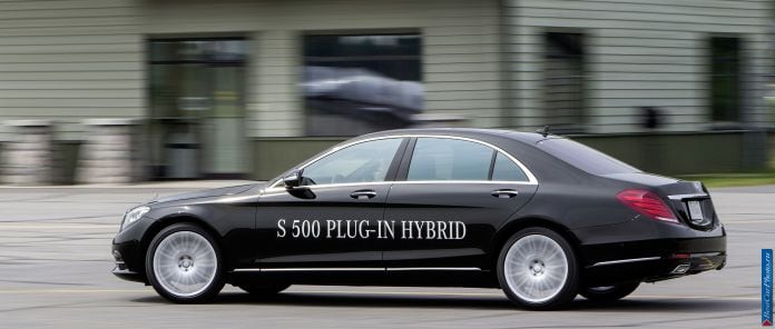 2014 Mercedes-Benz S500 Plug-in Hybrid - фотография 2 из 7 2014 Mercedes-Benz S500 Plug-in Hybrid - фотография 2 из 7