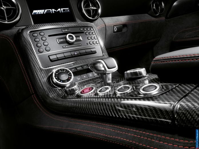 2014 Mercedes-Benz SLS AMG Coupe Black Series - фотография 23 из 23