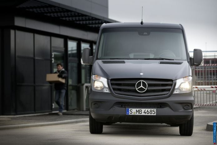 2014 Mercedes-Benz Sprinter - фотография 5 из 32
