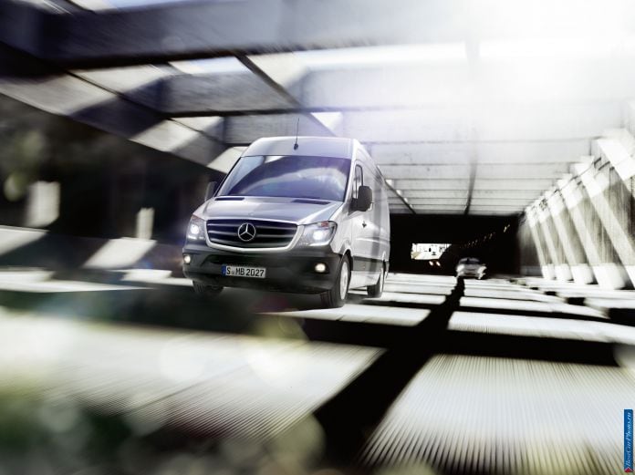 2014 Mercedes-Benz Sprinter - фотография 13 из 32 2014 Mercedes-Benz Sprinter - фотография 13 из 32