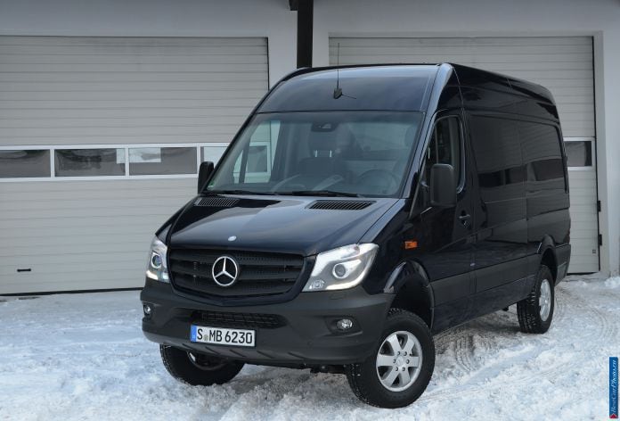 2014 Mercedes-Benz Sprinter 4x4 - фотография 1 из 91