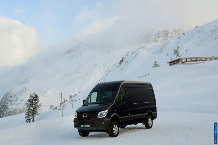2014 Mercedes-Benz Sprinter 4x4 - фотография 5 из 91