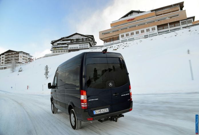 2014 Mercedes-Benz Sprinter 4x4 - фотография 17 из 91