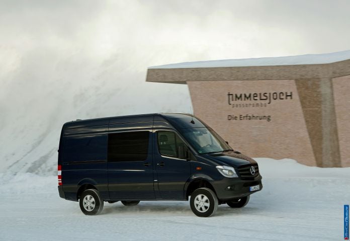 2014 Mercedes-Benz Sprinter 4x4 - фотография 18 из 91 2014 Mercedes-Benz Sprinter 4x4 - фотография 18 из 91