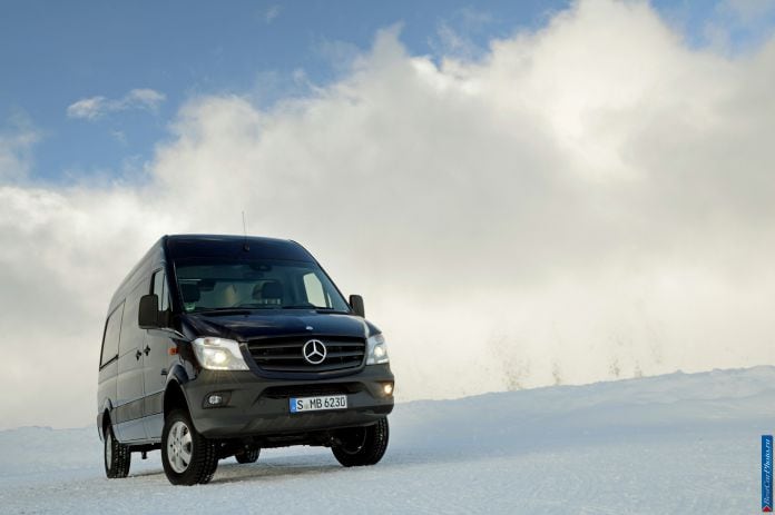 2014 Mercedes-Benz Sprinter 4x4 - фотография 20 из 91