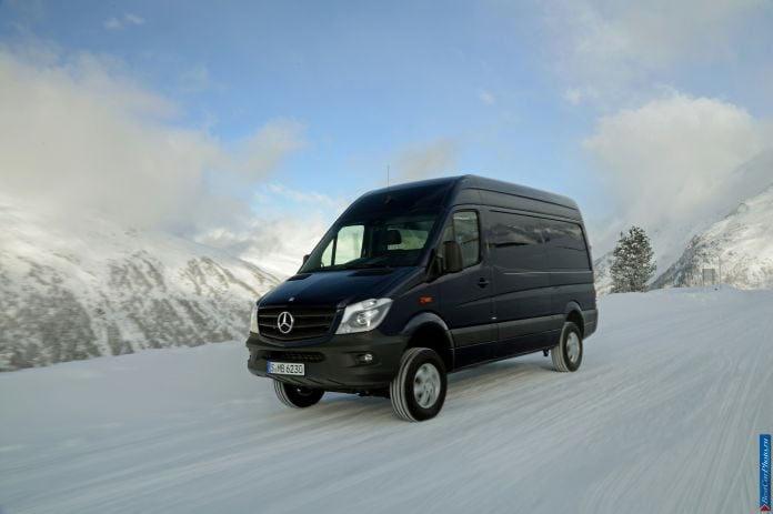 2014 Mercedes-Benz Sprinter 4x4 - фотография 22 из 91