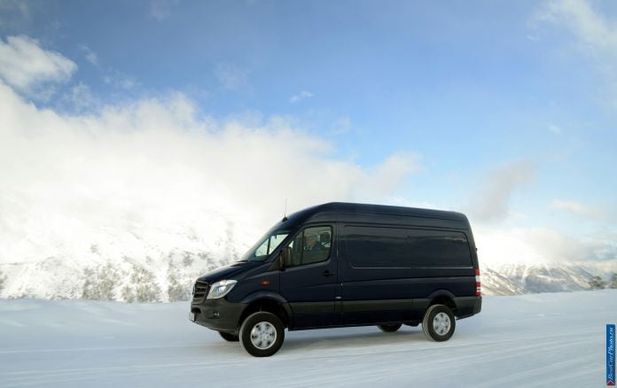 2014 Mercedes-Benz Sprinter 4x4 - фотография 24 из 91