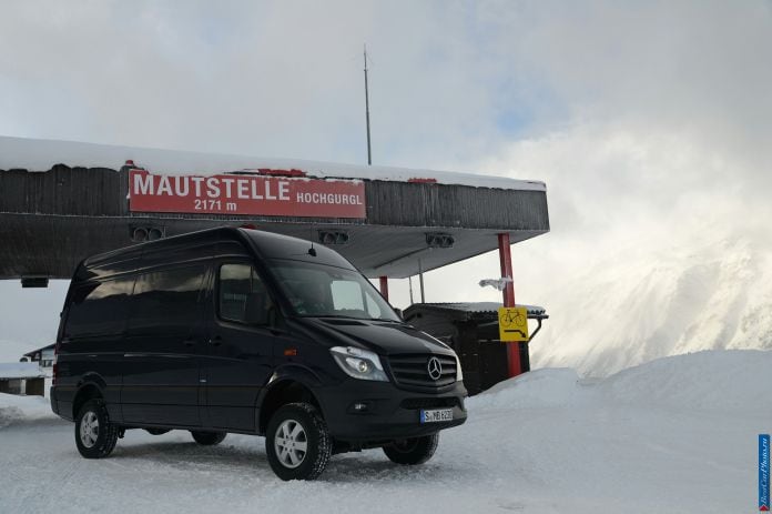 2014 Mercedes-Benz Sprinter 4x4 - фотография 28 из 91