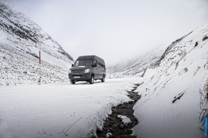 2014 Mercedes-Benz Sprinter 4x4 - фотография 36 из 91 2014 Mercedes-Benz Sprinter 4x4 - фотография 36 из 91