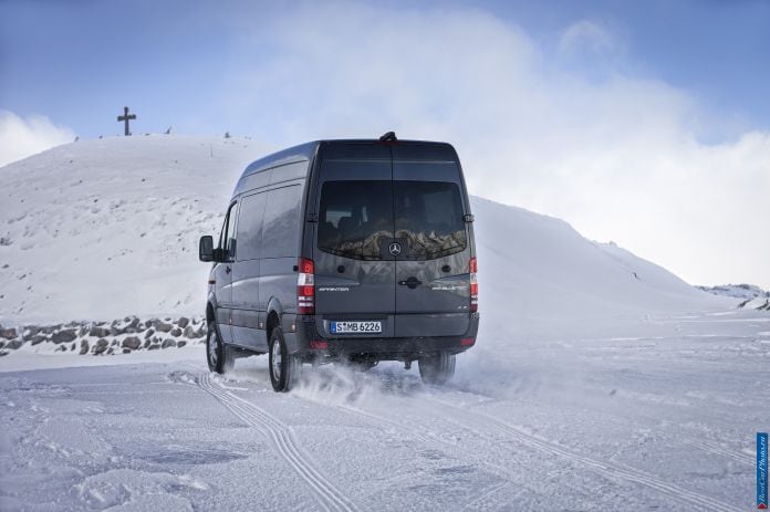 2014 Mercedes-Benz Sprinter 4x4 - фотография 58 из 91