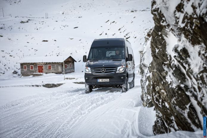 2014 Mercedes-Benz Sprinter 4x4 - фотография 67 из 91