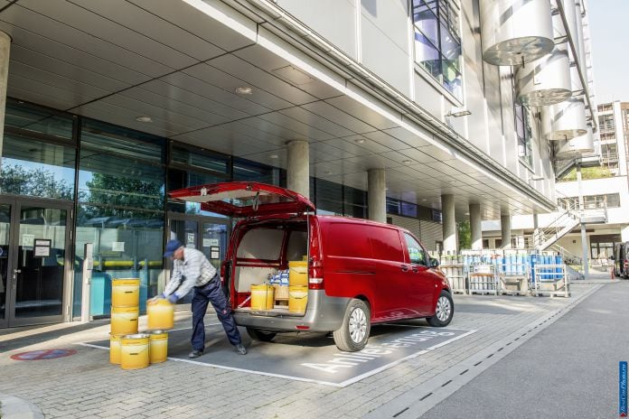 2014 Mercedes-Benz Vito - фотография 16 из 76