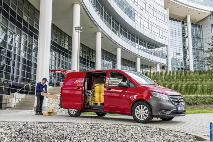 2014 Mercedes-Benz Vito - фотография 22 из 76 2014 Mercedes-Benz Vito - фотография 22 из 76