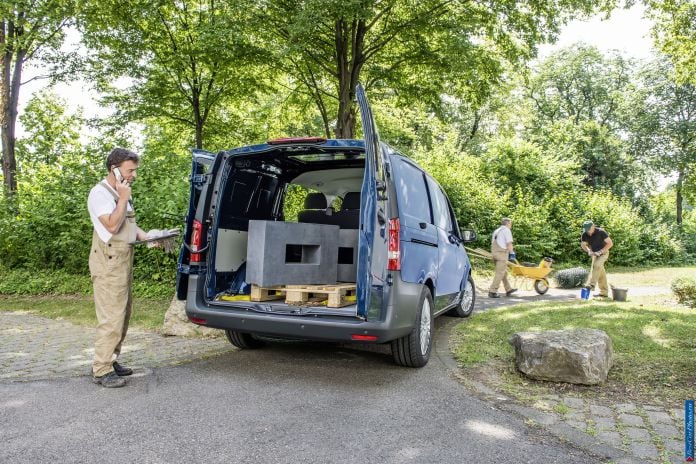 2014 Mercedes-Benz Vito - фотография 30 из 76 2014 Mercedes-Benz Vito - фотография 30 из 76