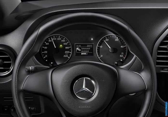 2014 Mercedes-Benz Vito - фотография 65 из 76