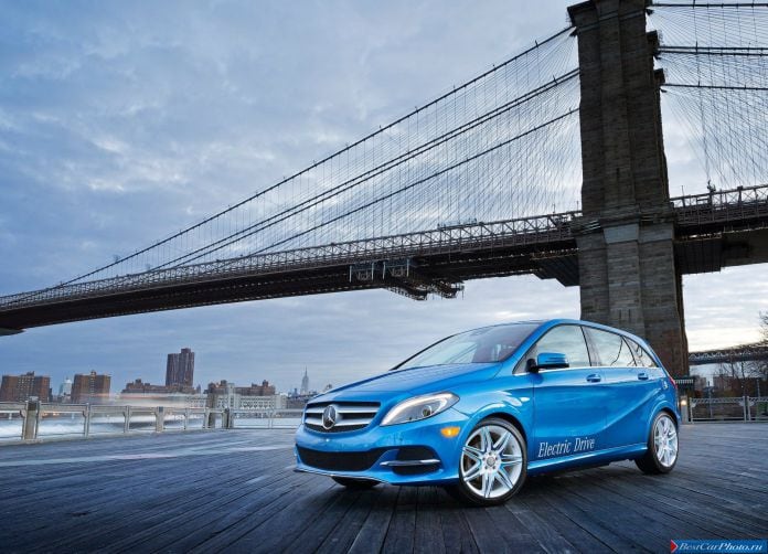 2015 Mercedes-Benz B-class Electric Drive - фотография 4 из 26