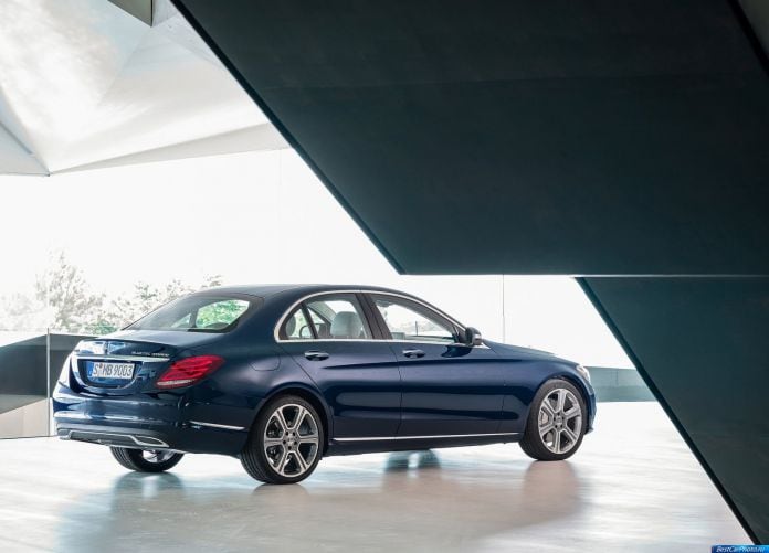 2015 Mercedes-Benz C-Class - фотография 17 из 57