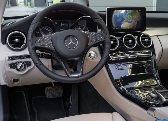 2015 Mercedes-Benz C-Class - фотография 37 из 57