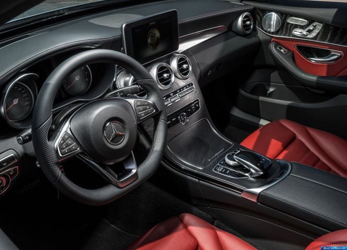 2015 Mercedes-Benz C-Class - фотография 38 из 57 2015 Mercedes-Benz C-Class - фотография 38 из 57